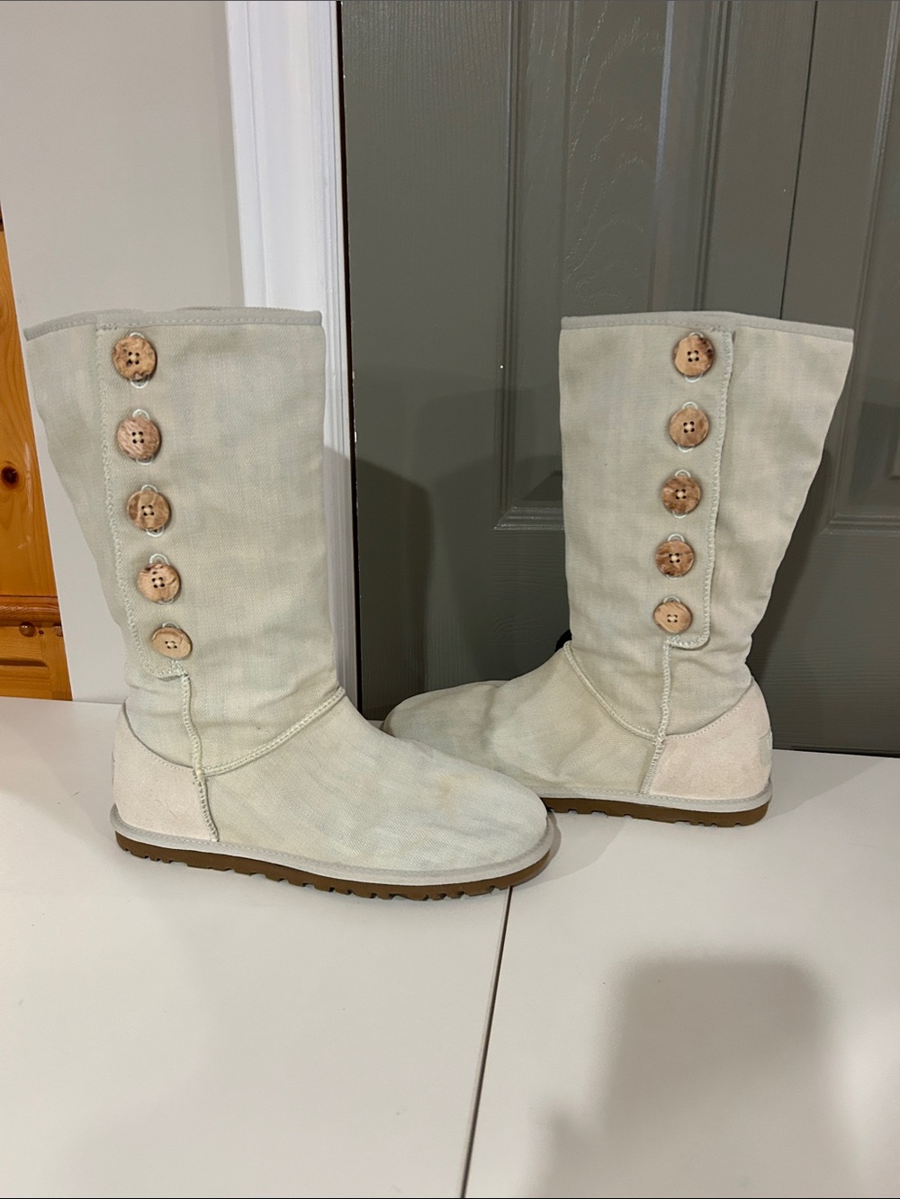 UGG Women's Button-Detail Mid-Calf Cream Boots
